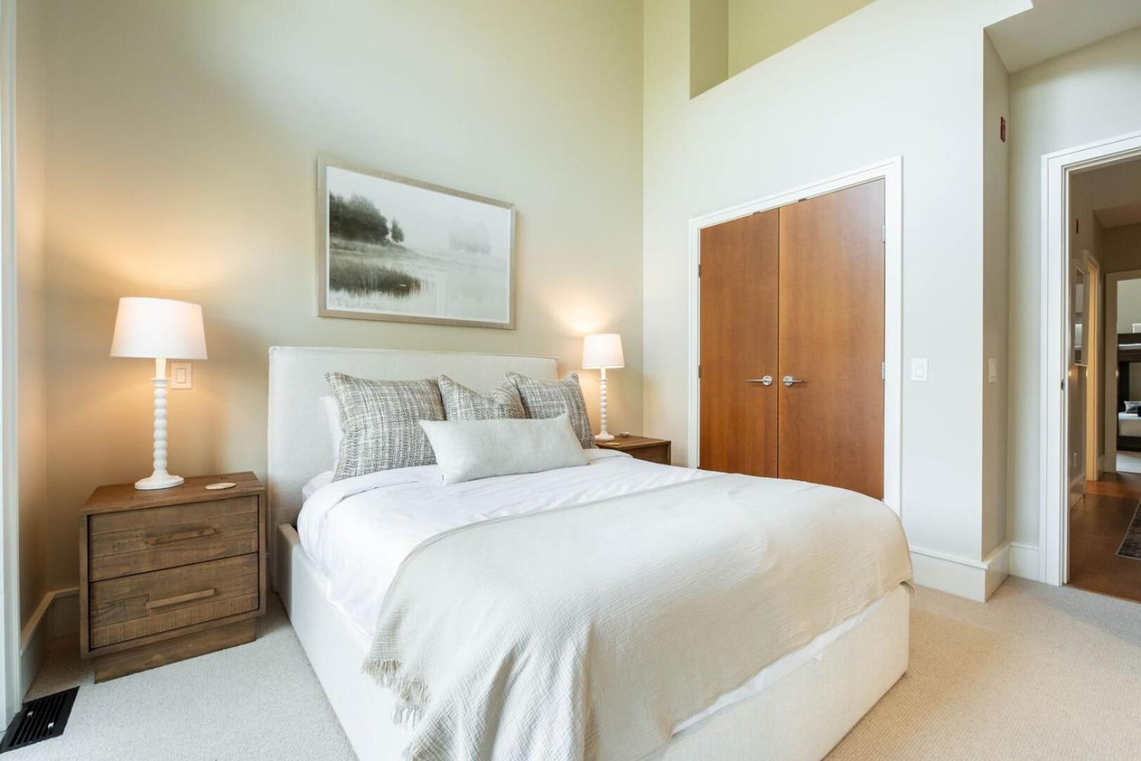 Fitzsimmons Walk By Outpost Whistler Villa Exterior photo
